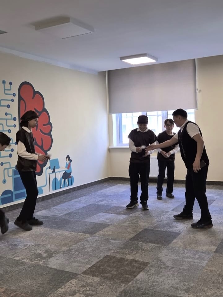 3 сәуір күні Ұлттық күні аясында мектепте үзіліс кезінде оқушылар&hellip;